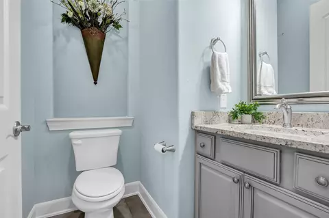 Bath - 4060 Windsor Chase Dr, Spring, TX 77386 photo 3 of 5