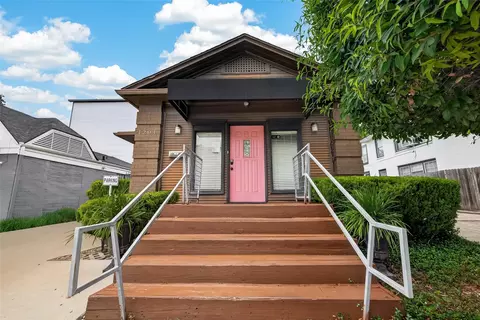 1204 W Gray St, Houston, TX 77019