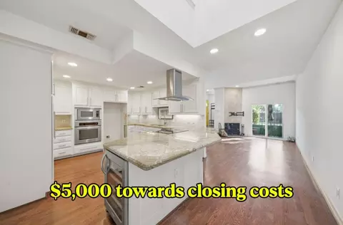2220 Bering Dr #34, Houston, TX 77057