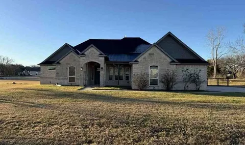 103 Maudy Ln, Springtown, TX 76082