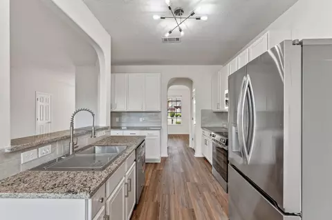 Kitchen - 23814 Spring Dane Dr, Spring, TX 77373 photo 4 of 4