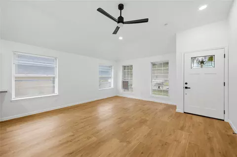 Living - 23314 Summer Pine Dr, Spring, TX 77373 photo 3 of 4
