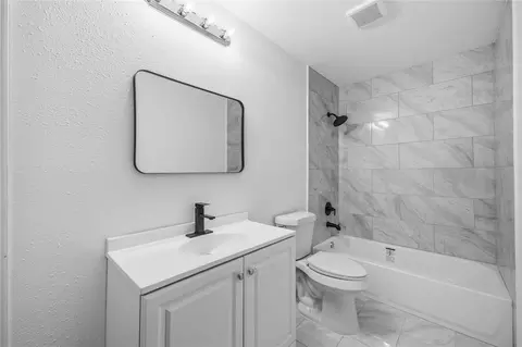 Bath - 23314 Summer Pine Dr, Spring, TX 77373 photo 1 of 2