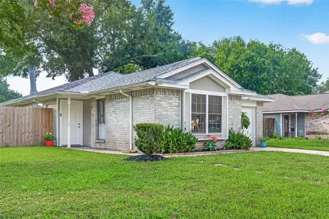 6718 Bluebottle Ln, Katy, TX 77449