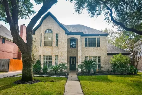 14955 Inverrary Dr, Houston, TX 77095