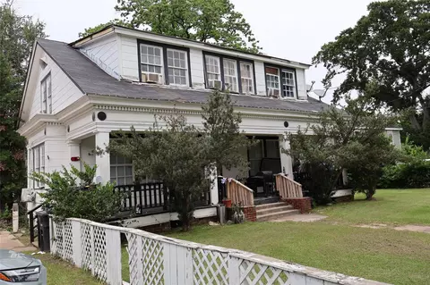 7909 Easton St, Houston, TX 77107