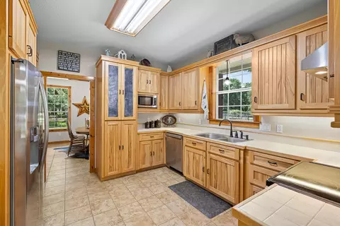 4986 Old Wagon Ln, Richards, TX 77873 photo 6