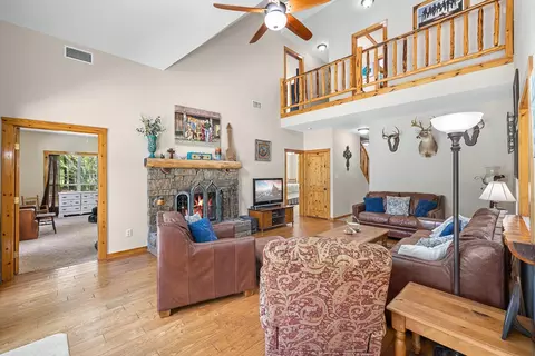 4986 Old Wagon Ln, Richards, TX 77873 photo 4
