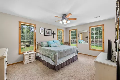 4986 Old Wagon Ln, Richards, TX 77873 photo 11