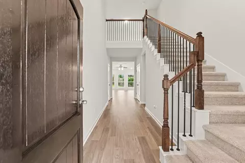 Entry Way - 2421 Cindy Ct, Conroe, TX 77304 photo 1 of 2