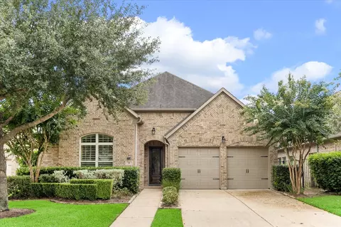 11 Willow Tree Ct, Missouri City, TX 77459