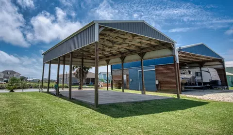 511 County Road 202, Sargent, TX 77414