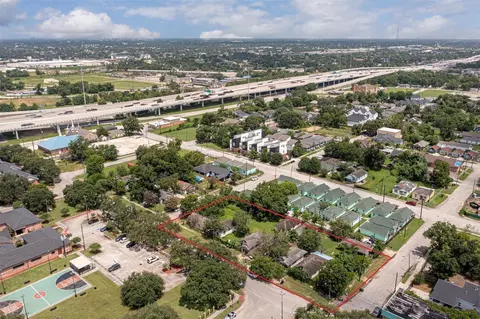 1202 Bayou St, Houston, TX 77020