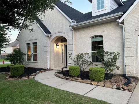 1320 Riverrock Ct, Friendswood, TX 77546