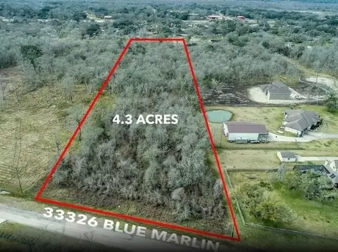 33326 Blue Marlin Dr, Richwood, TX 77515