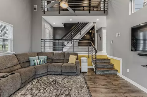 Living - 121 Panther, Onalaska, TX 77360 photo 2 of 4
