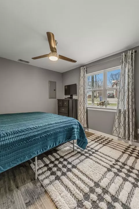 Bedroom - 121 Panther, Onalaska, TX 77360 photo 11 of 11
