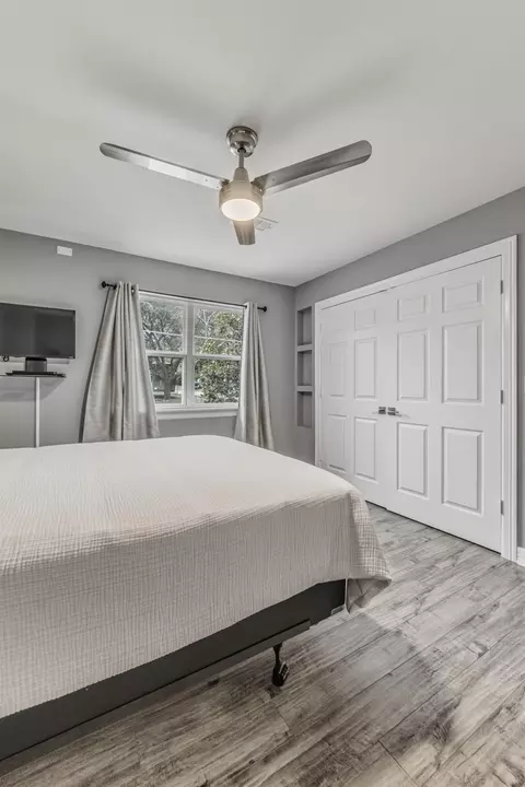 Bedroom - 121 Panther, Onalaska, TX 77360 photo 9 of 11