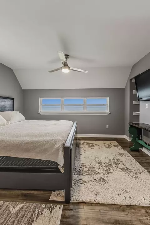 Bedroom - 121 Panther, Onalaska, TX 77360 photo 10 of 11