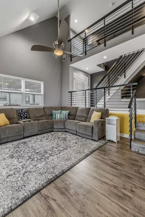 Living - 121 Panther, Onalaska, TX 77360 photo 3 of 4
