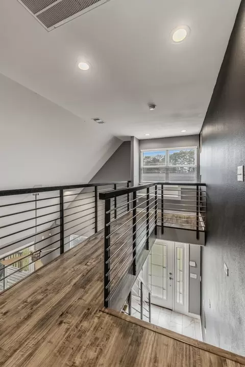Entry Way - 121 Panther, Onalaska, TX 77360 photo 3 of 4