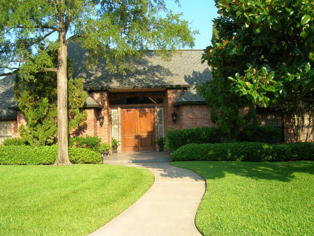 7062 Edgewater Dr, Willis, TX 77318 photo 1