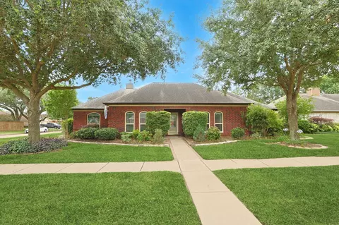 Exterior - 19915 Brandon Oaks Way, Katy, TX 77449 photo 9 of 9