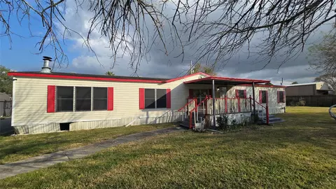 13406 Maudeas Dr, Crosby, TX 77532
