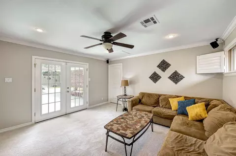 Other - 1111 Clovis Rd, Houston, TX 77008 photo 3 of 8