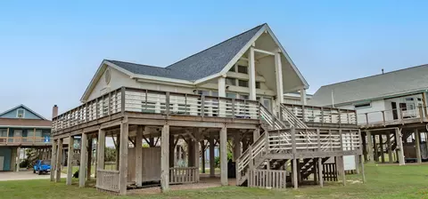 12922 Jolly Roger Dr, Freeport, TX 77541