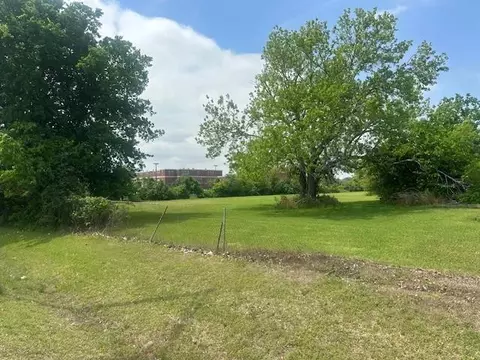 8518 Hawk Rd, Pearland, TX 77584