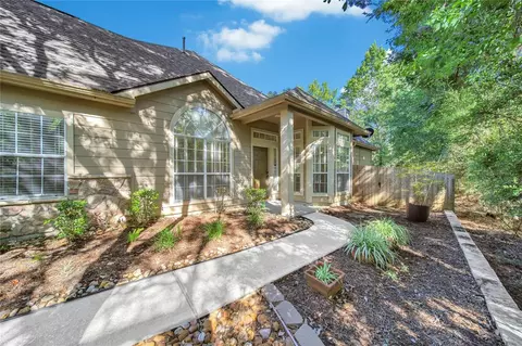 2 Valley Oaks Cir, Spring, TX 77382 photo 1
