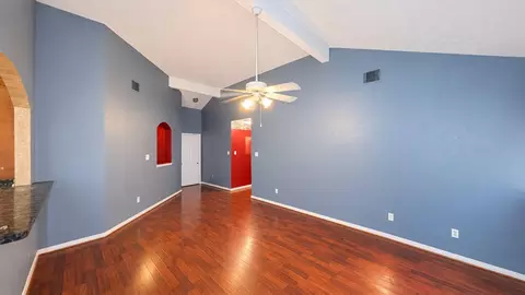 Living - 5026 Edgegate Dr, Spring, TX 77373 photo 2 of 3