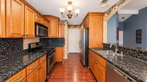 Kitchen - 5026 Edgegate Dr, Spring, TX 77373 photo 2 of 2