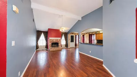 Living - 5026 Edgegate Dr, Spring, TX 77373 photo 1 of 3