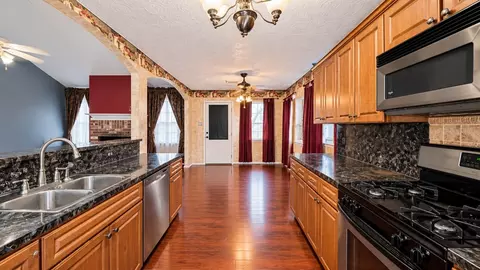 Kitchen - 5026 Edgegate Dr, Spring, TX 77373 photo 1 of 2