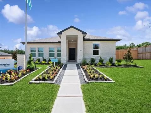 102 Lantana Ln, Huntsville, TX 77340