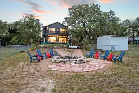 2758 Lakeshore Dr, Canyon Lake, TX 78133