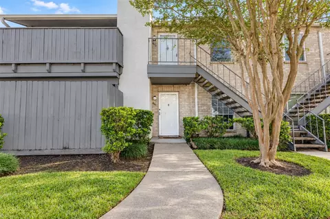 8787 Brae Acres Rd #602, Houston, TX 77074