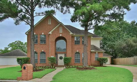 11711 Spring Path Ct, Tomball, TX 77377