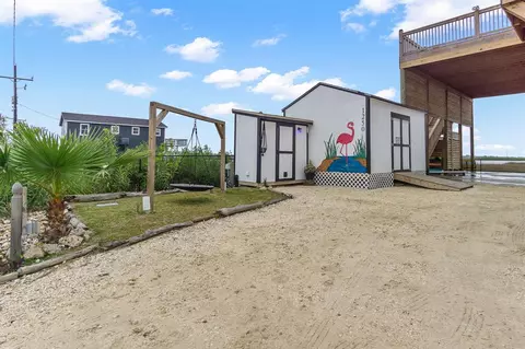 1250 Canal E, Crystal Beach, TX 77650 photo 1