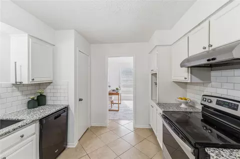 Kitchen - 4927 Glendower Dr, Spring, TX 77373 photo 2 of 3