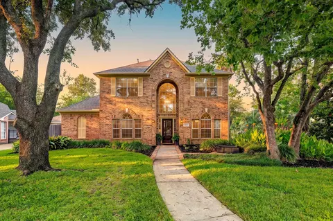8707 Bexar Dr, Houston, TX 77064