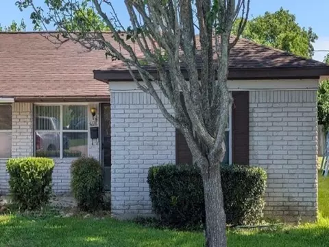 4226 Dawson Ln, Houston, TX 77051