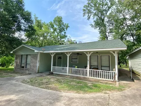 210 Lawrence Rd, Trinity, TX 75862 photo 1