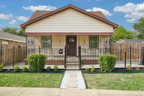 1109 Hays St, Houston, TX 77009