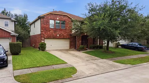 19531 Remington Bend Dr, Houston, TX 77073