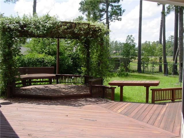 126 Fledgling Path, Spring, TX 77382 photo 1