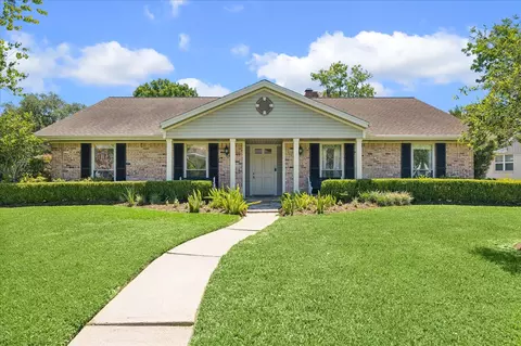 2534 Anniston Dr, Houston, TX 77080