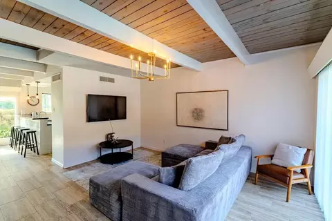 3809 N Braeswood Blvd #14, Houston, TX 77025